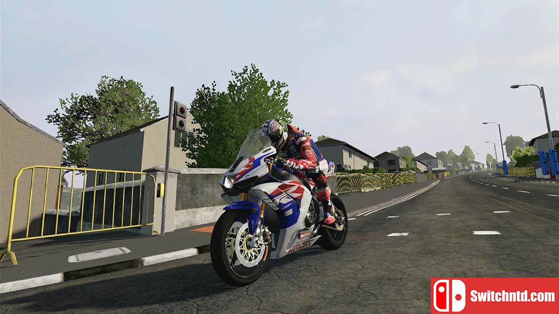 【美版】曼岛TT:边缘竞速3 TT Isle of Man: Ride on the Edge 3 中文_4